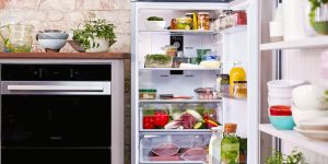 Say Goodbye to Ice Build-up: Defrosting Your Mini Fridge