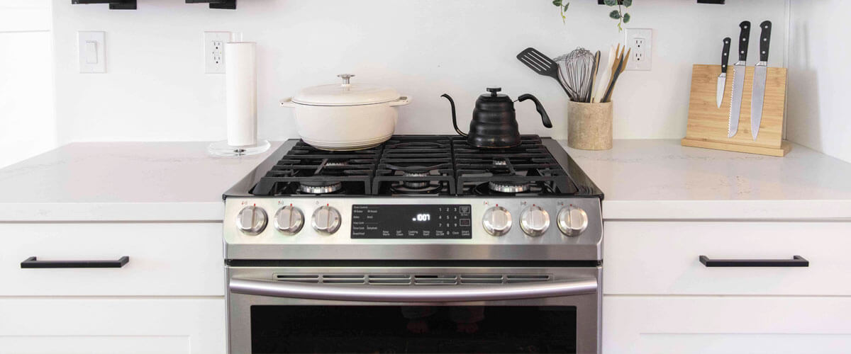 Wall Oven vs Range: What's the Difference?